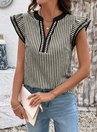 Blusa "Rayas Riviera" – Doble Volante y Cuello en V