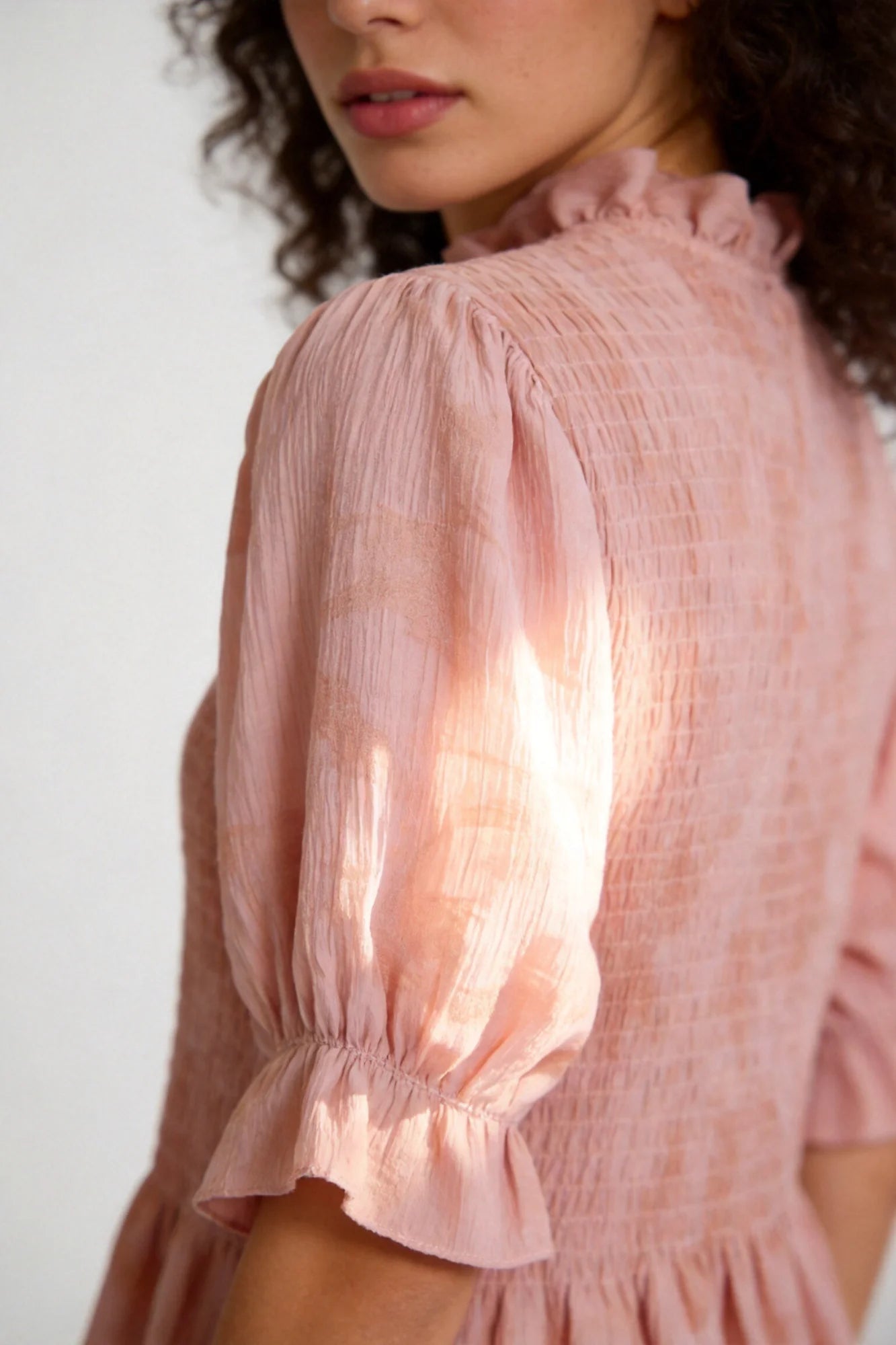 Blusa Textura Rosa manga corta tejido fluido - Naiala Moda